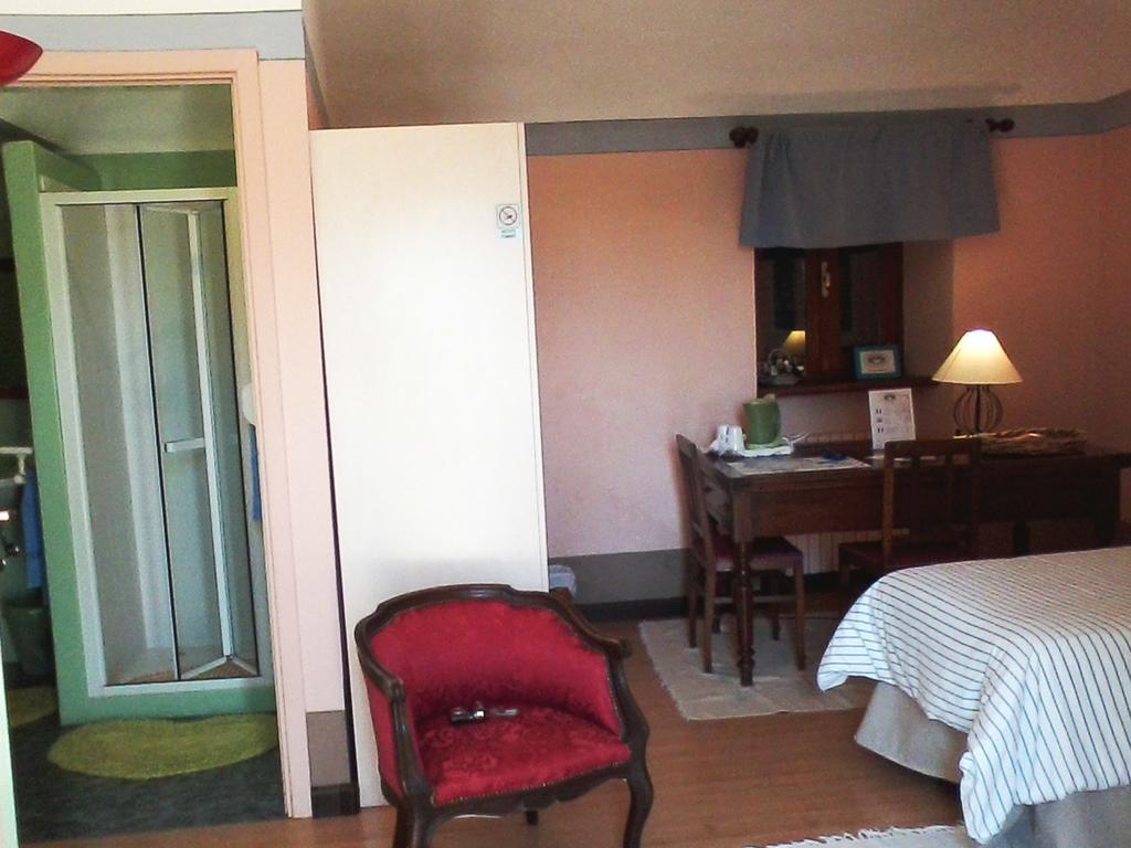 Il Glicine Bed and Breakfast Zimone Exteriör bild