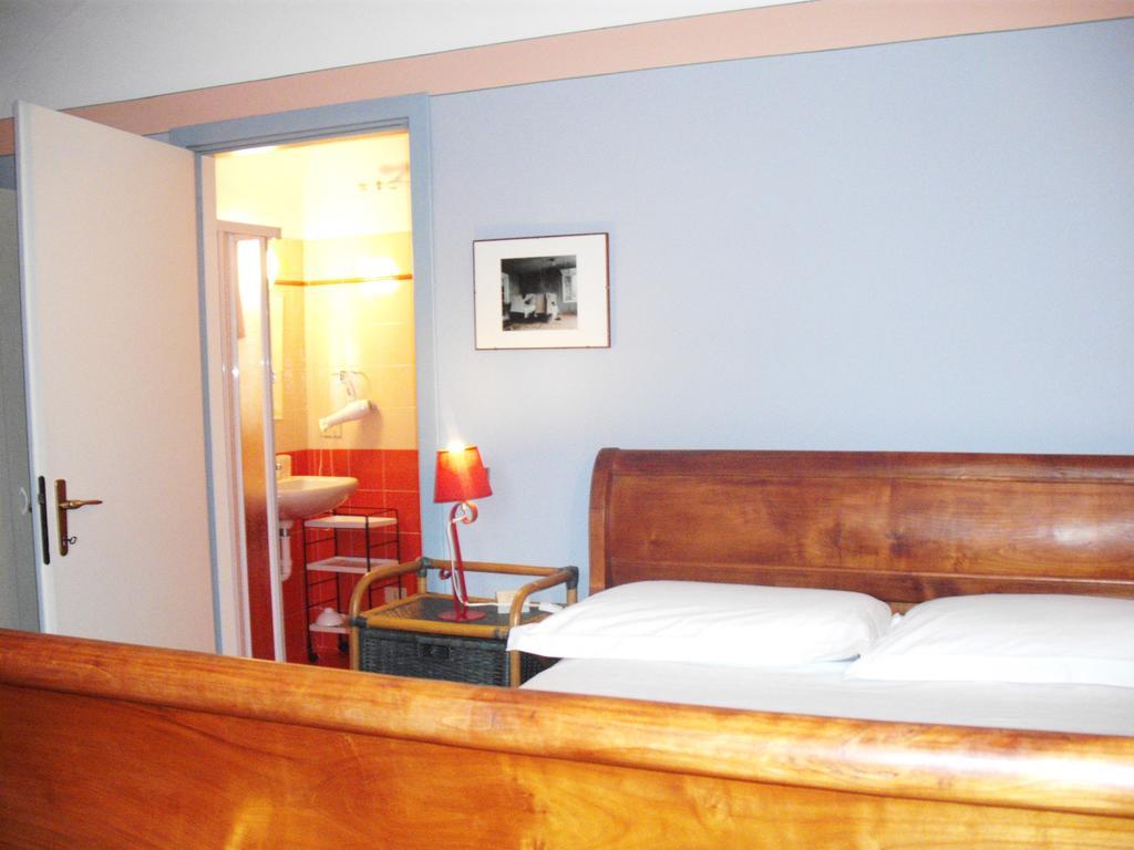 Il Glicine Bed and Breakfast Zimone Exteriör bild