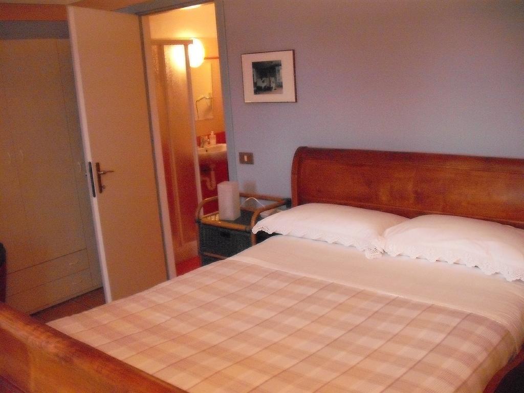 Il Glicine Bed and Breakfast Zimone Exteriör bild