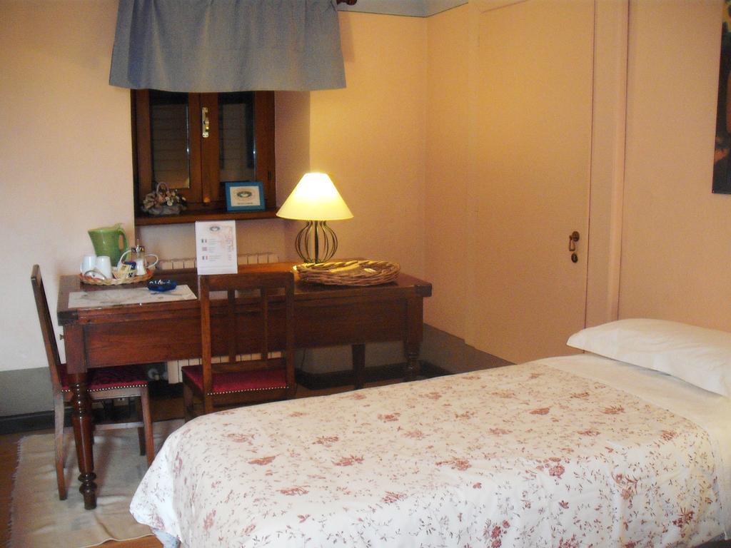 Il Glicine Bed and Breakfast Zimone Exteriör bild